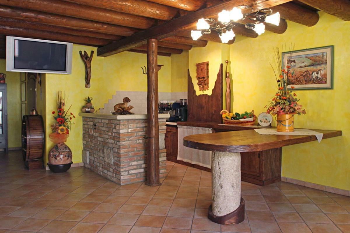 All'Albaro Agriturismo Salizzole エクステリア 写真