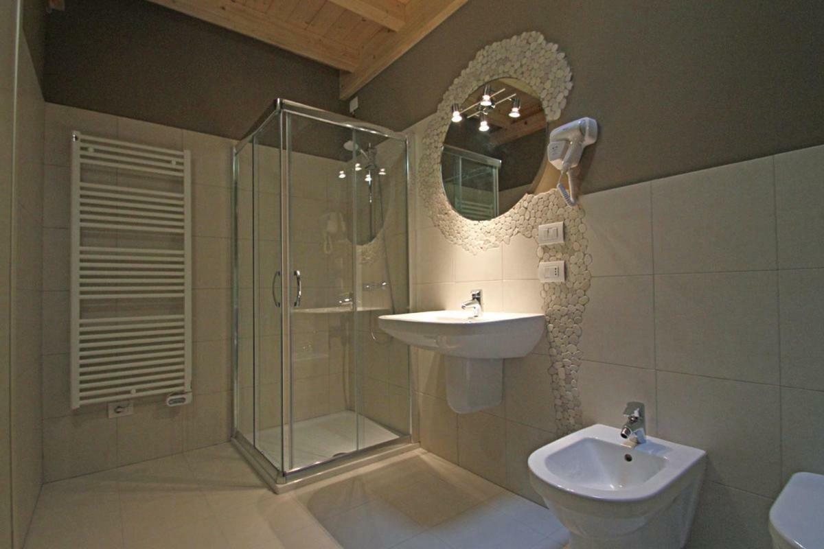 All'Albaro Agriturismo Salizzole エクステリア 写真
